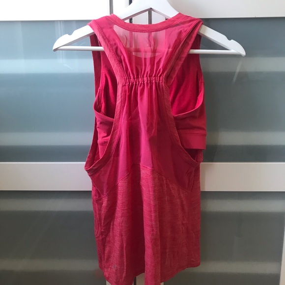 Red Lululemon Top Size 6 - Picture 2 of 6